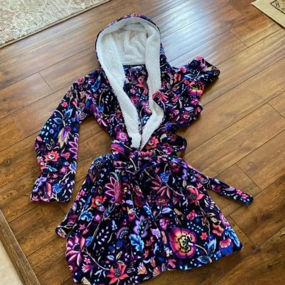Vers Bradly Robe with hood - Picture 1 of 3